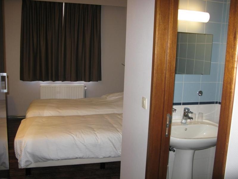 Hotel Les 100 Ciels Saint-Hubert Oda fotoğraf